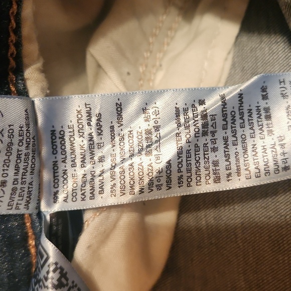 Levi's Mid Length Shorts Blue Jean Shorts Denim Cutoff Distressed Hypersoft - Picture 15 of 15